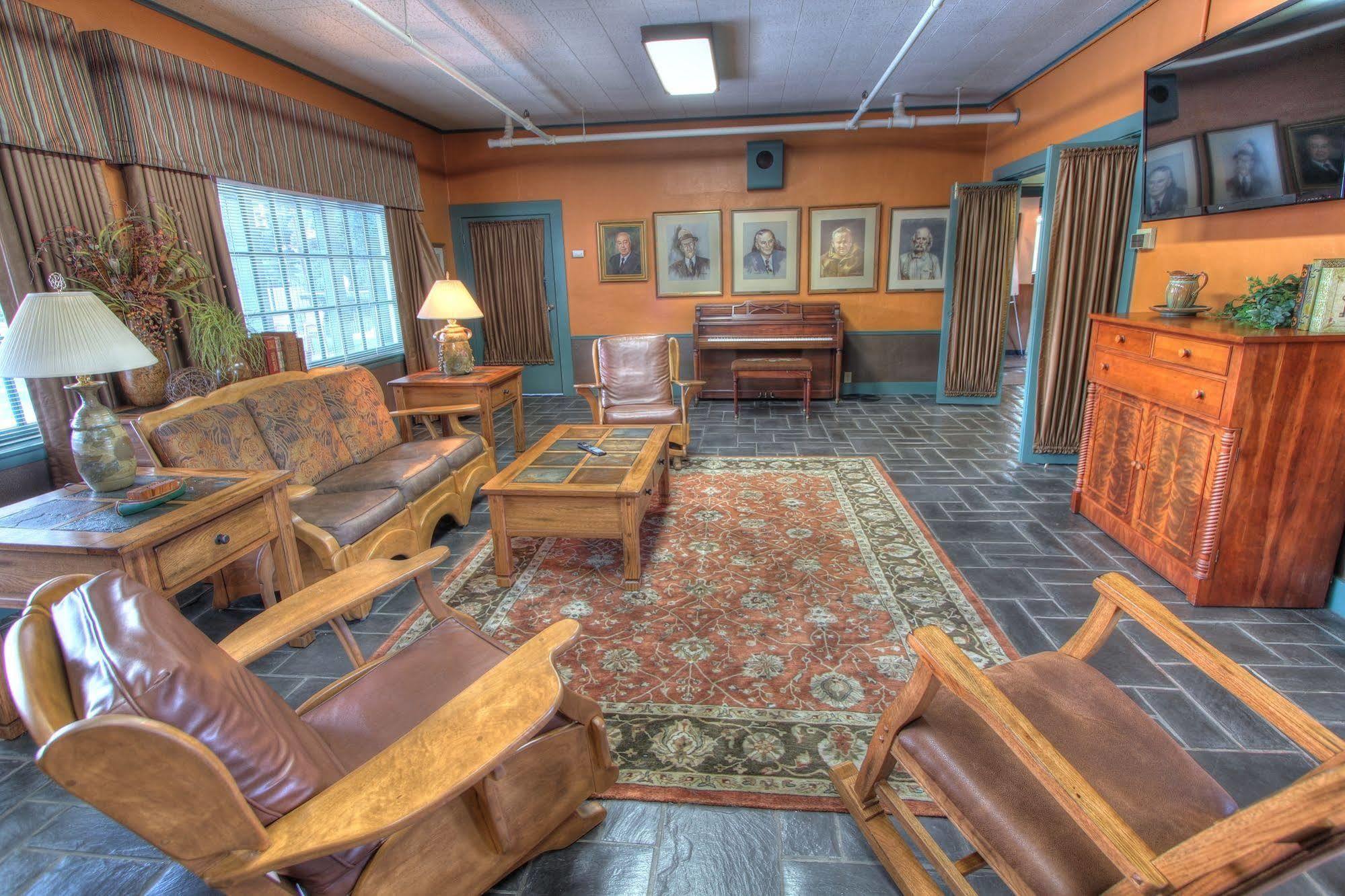 Gatlinburg Inn ภายนอก รูปภาพ